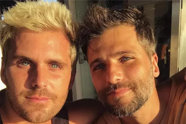Foto colorida de Thiago e Bruno Gagliasso - Metrópoles