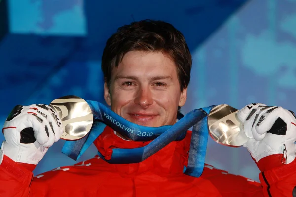 Imagem colorida de Ivica Kostelic - Metrópoles