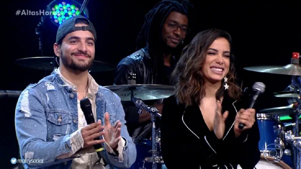 No Altas Horas, Maluma fala palavrão e comenta rolo com Anitta