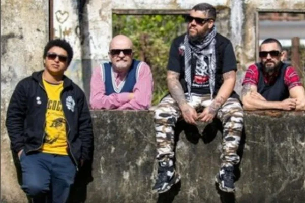 Imagem colorida mostra a banda Garotos Podres - Metrópoles
