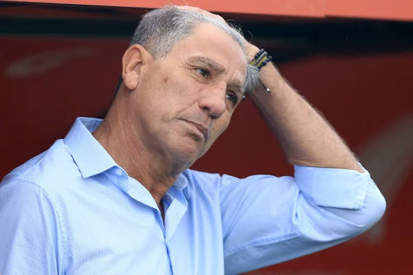 Renato Gaúcho já percebeu que rapadura é doce, mas não é mole, não