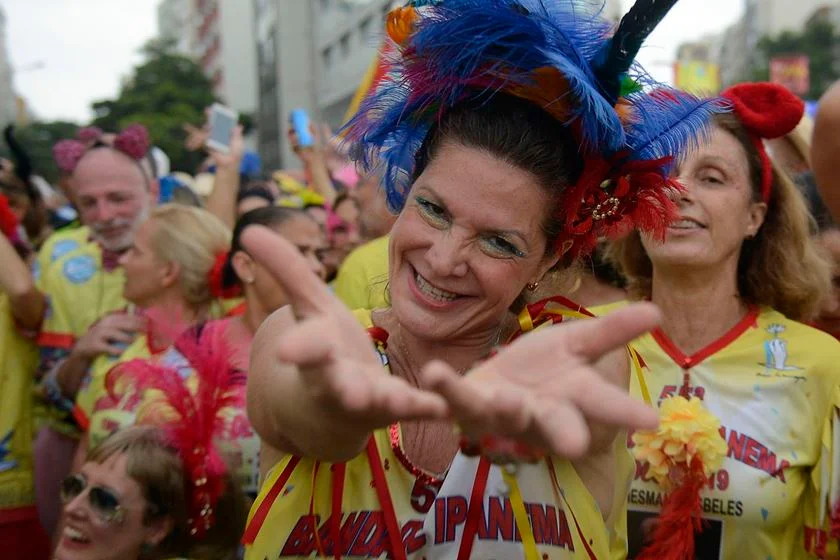Banda de Ipanema amina os foliões com o seu 55º desfile de carnaval, na zona sul da capital fluminense Banda de Ipanema amina os foliões com o seu 55º desfile de carnaval, na zona sul da capital fluminense