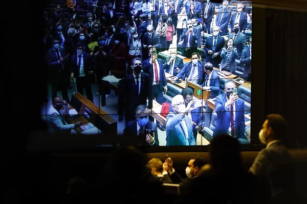 Votação e derrota da PEC do Voto Impresso