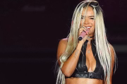 Karol G é acusada de sexualizar menores em nova música e pede desculpa