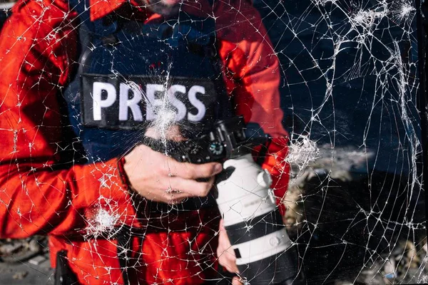 Número de jornalistas presos no mundo bate recorde com 533 detenções