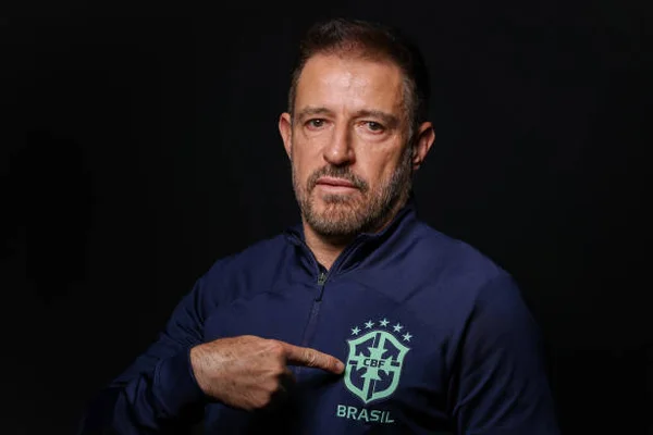Seleção, ainda sem técnico, parece mais uma “casa abandonada”