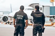 Homem com facão invade área restrita de aeroporto e é preso pela PF Homem com facão invade área restrita de aeroporto e é preso pela PF