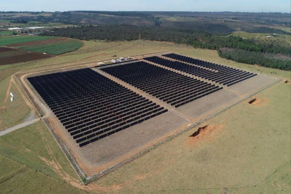 Painéis de energia solar no DF