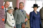 Philip e Elizabeth com os filhos Charles e Anne