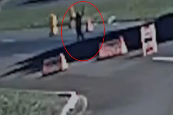 Foto colorida de um brasiliense que pulou de um carro em movimento para fugir de sequestro