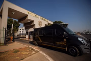 A prisão preventiva foi decretada pelo ministro do Supremo Tribunal Federal (STF) André Mendonça diante de indícios de risco de fuga e ocultação de patrimônio
