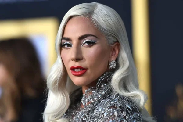 Lady Gaga desabafa e revela por que cancelou show no Brasil em 2017