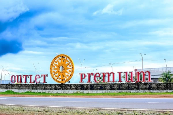 Outlet Premium, em Alexânia (GO), tem 70 vagas de emprego
