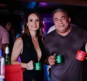 Mauro Machado, pai de Anitta, está namorando Georgia Ayres