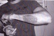 Outra tatuagem do braço do Tião Macaúba 