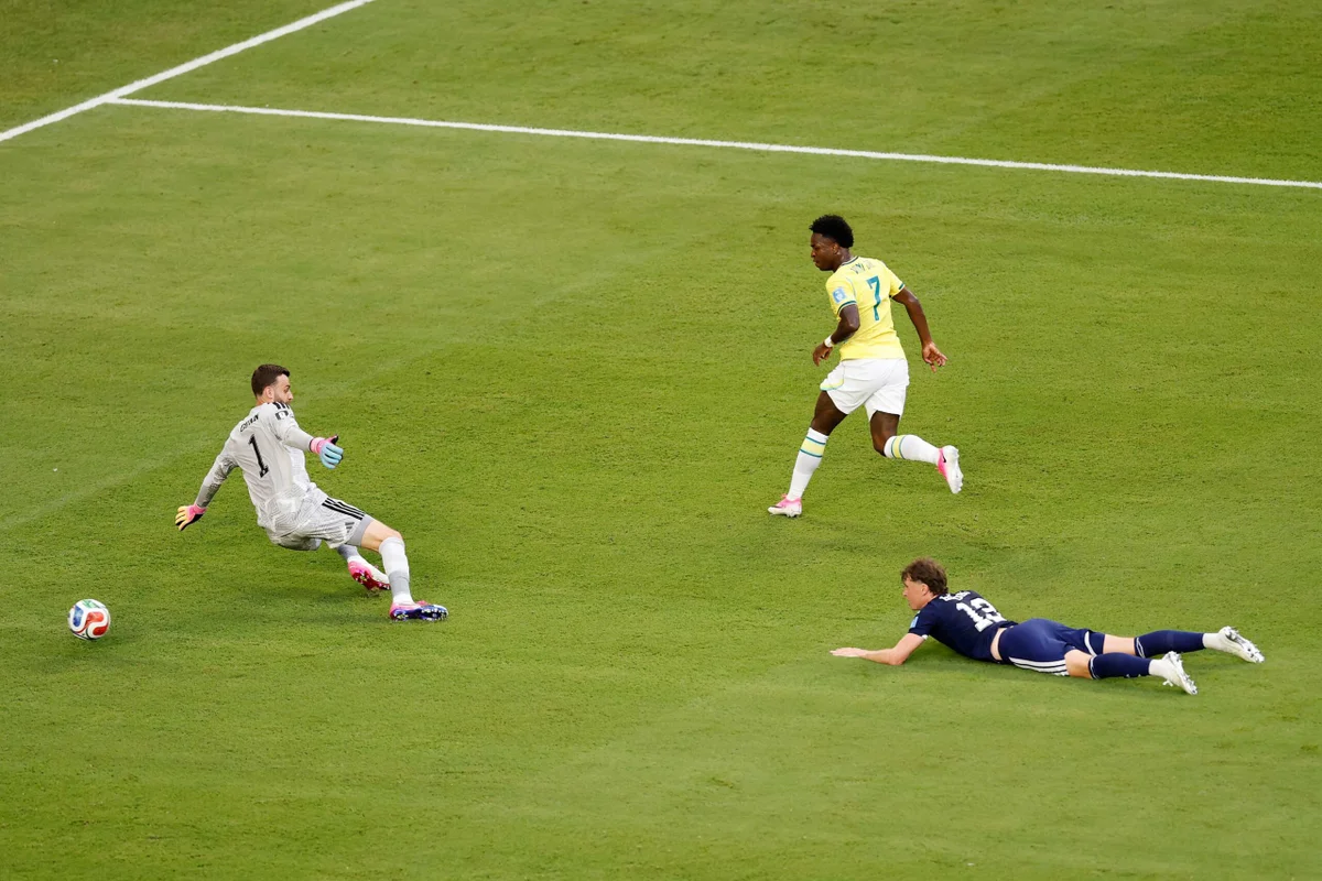 Atacante foi eleito o melhor jogador em campo nos dois jogos da Seleção na Copa até aqui Atacante foi eleito o melhor jogador em campo nos dois jogos da Seleção na Copa até aqui