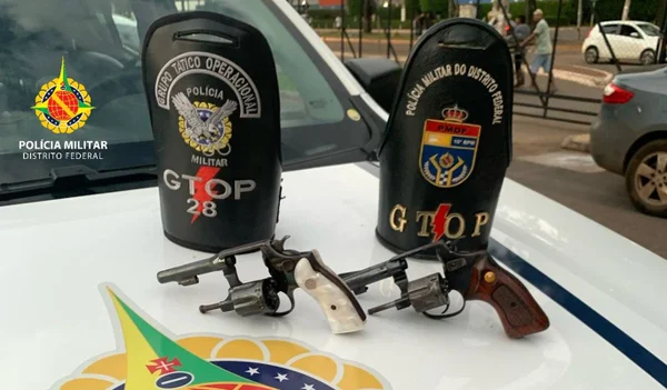Foragido por homicídio é preso em casa com duas armas de fogo no DF