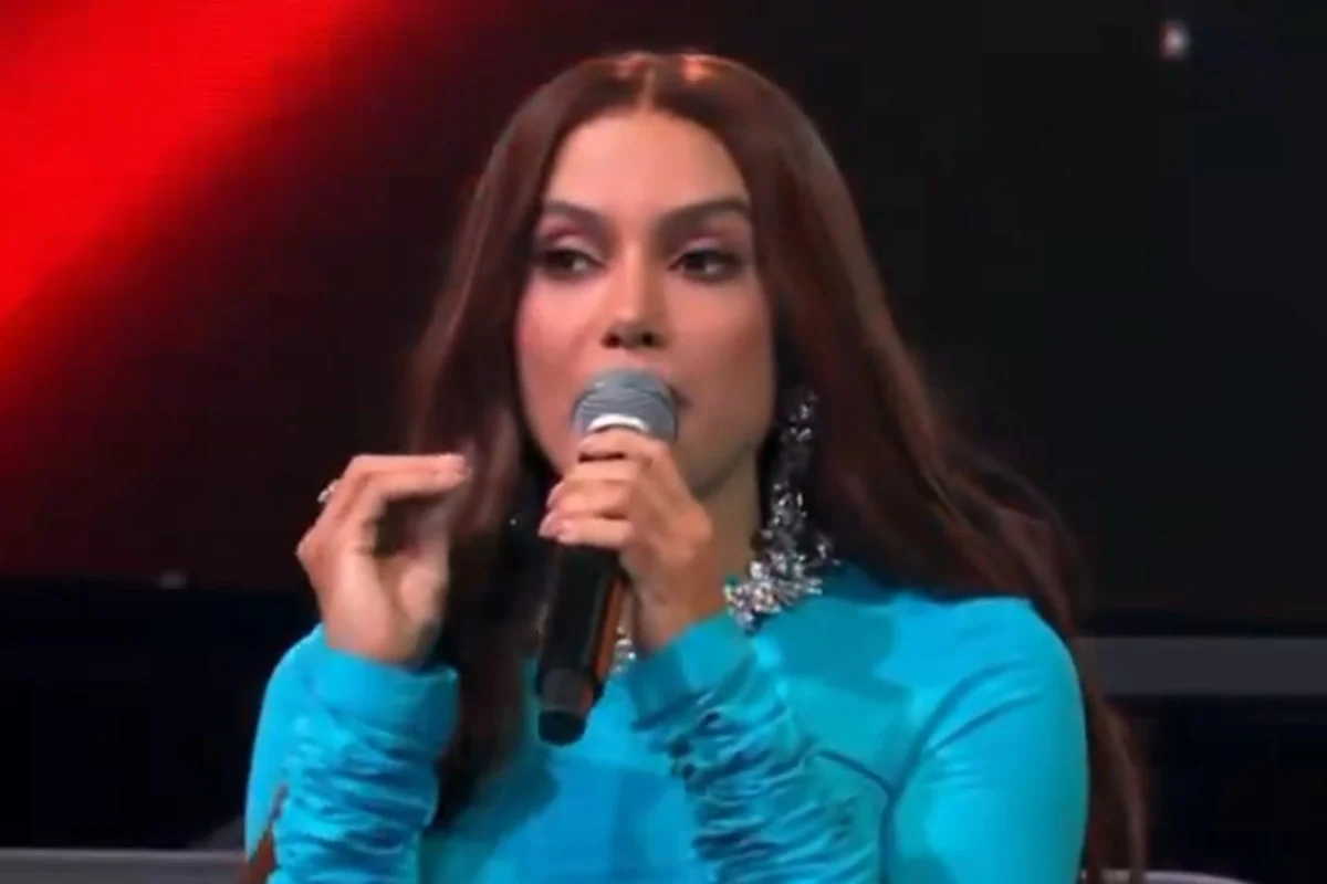 A cantora Anitta durante participação ao vivo no programa Estrelas da Casa da TV Globo. A cantora Anitta durante participação ao vivo no programa Estrelas da Casa da TV Globo.