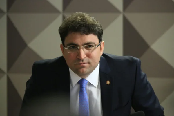 Willer Tomaz se recusa a depor diante de jornalistas na CPMI da JBS