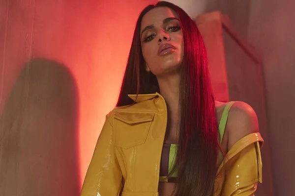 “Perguntas de m****, resposta de m****”, dispara Anitta em entrevista