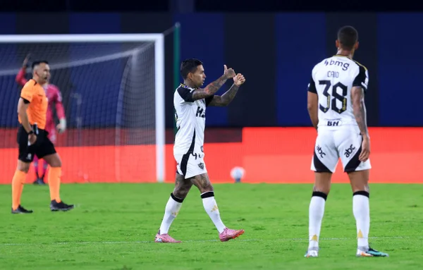 Dudu comemorando gol pelo Atlético-MG contra o Independiente Del Valle