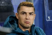 Cristiano Ronaldo abandonou a concentração da seleção portuguesa. Cristiano Ronaldo abandonou a concentração da seleção portuguesa.