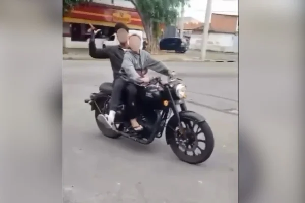 Adolescente morre atingido por viatura da GCM em perseguição a moto roubada - destaque galeria