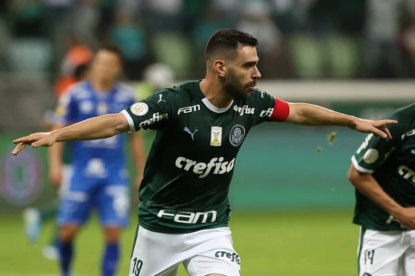 Recuperado de lesão, Bruno Henrique volta a treinar no Palmeiras