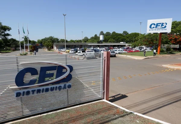Com greve de caminhoneiros, CEB vai priorizar chamados emergenciais