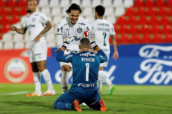 Palmeiras empata no Paraguai