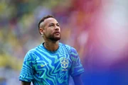 Neymar em aquecimento