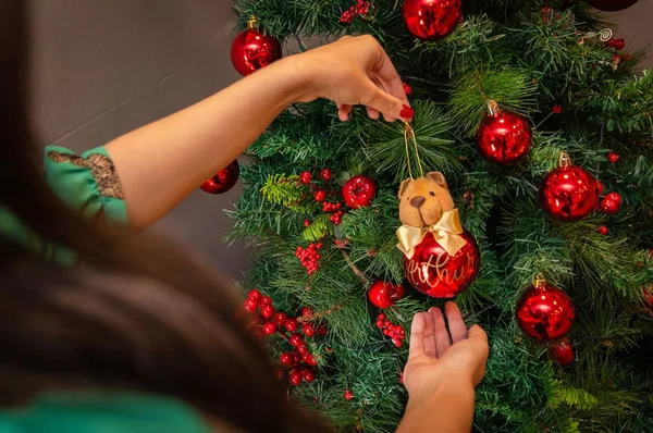 Inspire-se: confira a árvore de Natal dos famosos