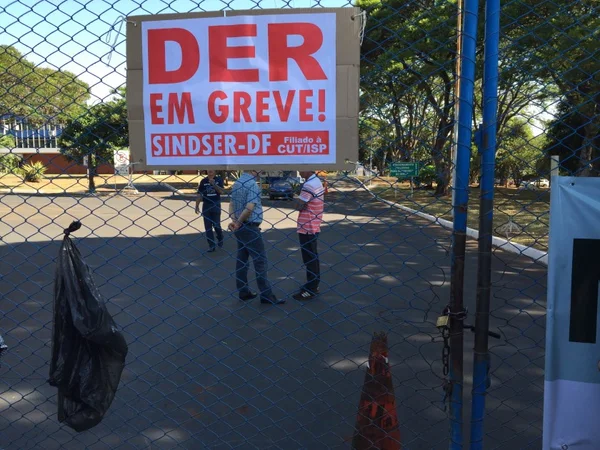 Servidores do DER retornam ao trabalho na terça (10/11)