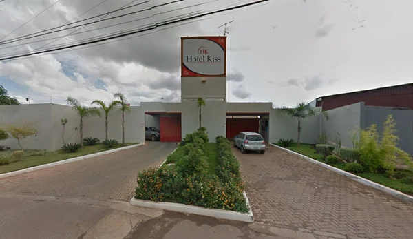 Travesti é esfaqueada em frente a hotel de Taguatinga
