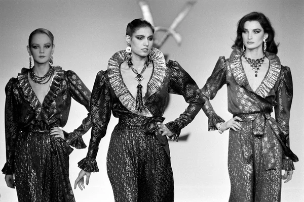 Desfile YSL