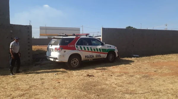 Mulher encontrada morta do DF teve pescoço cortado