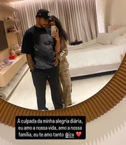 Yuri Lima surge em clique raro ao lado de Iza e se declara