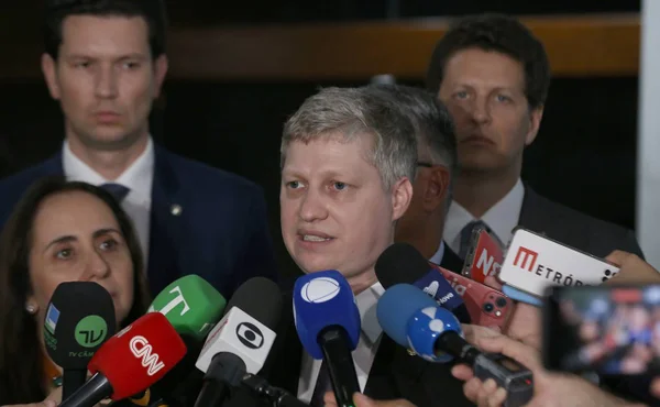 Eleição na Câmara: ala do PL calcula 15 votos da sigla para van Hattem