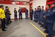 Bombeiros seguem com as buscas de Rick, dupla de Renner e os outros 3 ocupantes do helicóptero Bombeiros seguem com as buscas de Rick, dupla de Renner e os outros 3 ocupantes do helicóptero