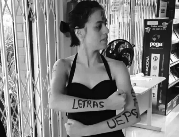 Imagem colorida da jovem Vanusa Jaqueline dos Santos - Metrópoles