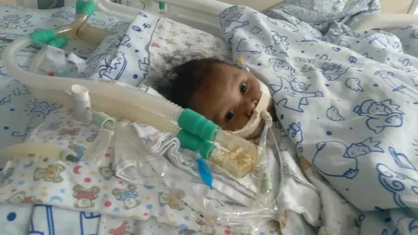Dona de casa cria vaquinha para tratar filha