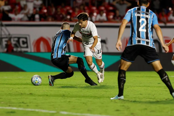 Saiba onde assistir a Grêmio e São Paulo pelo Brasileirão neste sábado