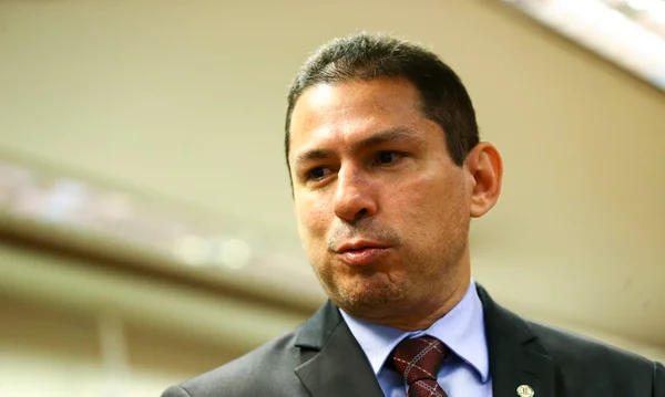 Vice da Câmara critica Bolsonaro, voto impresso e Ricardo Salles