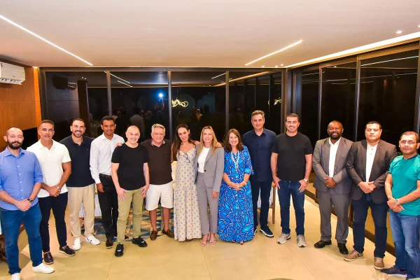 Celina reúne lideranças e consolida apoio de 12 partidos