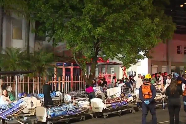 Incêndio em hospital de Porto Alegre