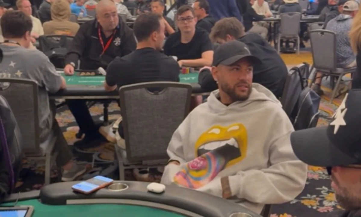 Neymar em torneio de poker nos EUA Neymar em torneio de poker nos EUA