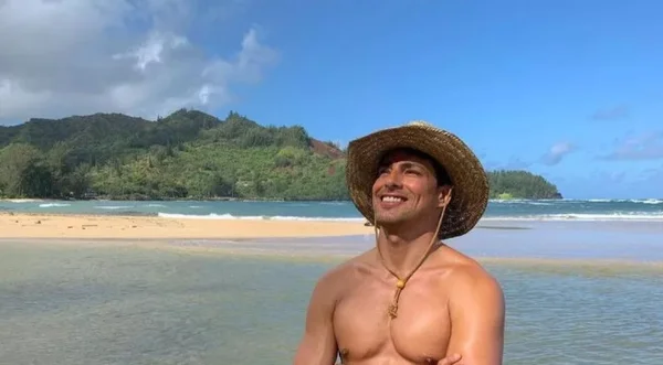 Cauã Reymond