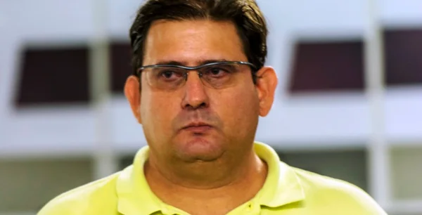 Chapecoense anuncia contratação de Guto Ferreira