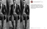 Antes da festa, o jornalista mostrou o look que usaria para a cerimônia Antes da festa, o jornalista mostrou o look que usaria para a cerimônia
