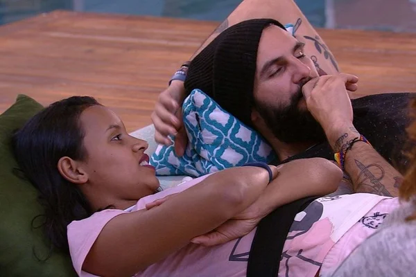 Gleici e Wagner querem “reservado” na casa do BBB18